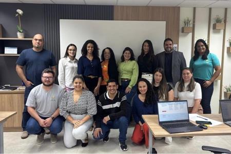 imagem Feapaes-ES realiza primeira turma do Laboratório de Tecnologias e Inteligência Artificial na Captação de Recursos