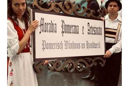 imagem DESFILE FESTA POMERANA 2025